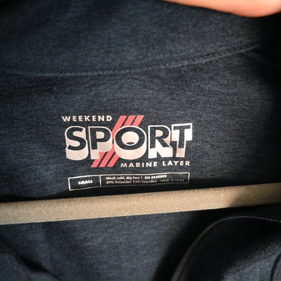 Marine Layer Weekend Sport Victoria Quarter Zip – Navy/Retro Red – Small - Picture 4 of 11